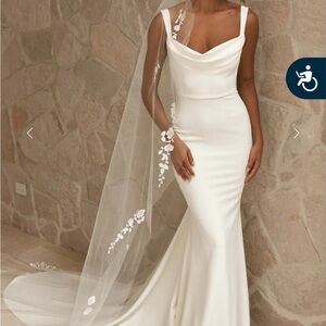 Grace Loves Lace White Floral Veil pierlot